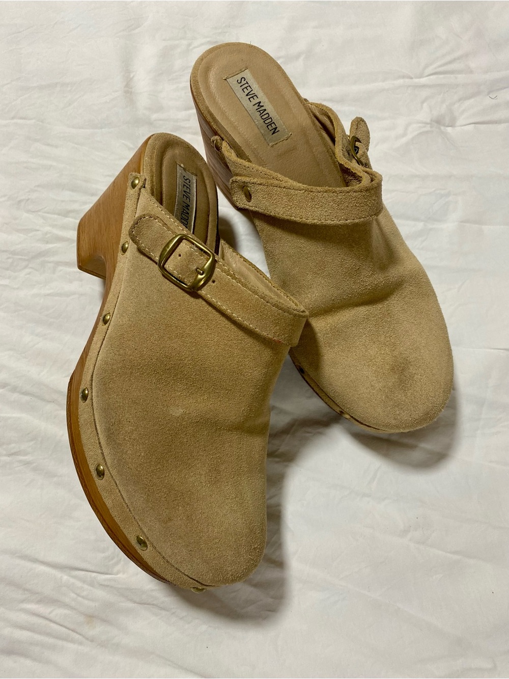 Steve Madden Tan Suede Wood-Effect Clogs - Picture 3 of 9